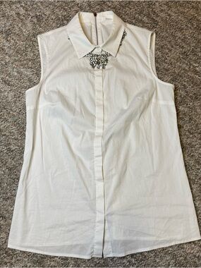 Bailey 44 White Sleeveless Collared Blouse with Jeweled Accent